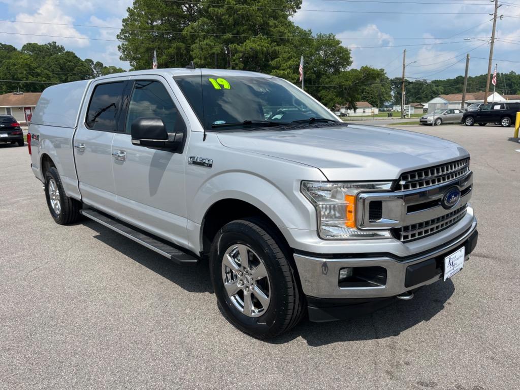 2019 Ford F-150 XLT photo 2