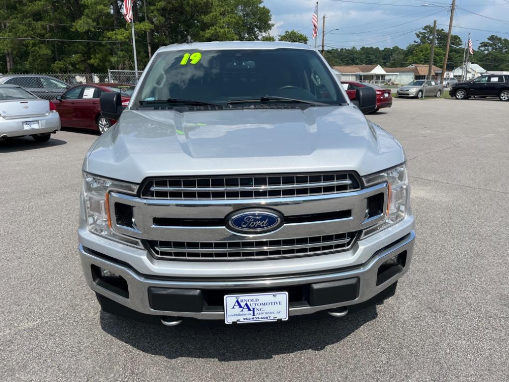 2019 Ford F-150 XLT photo 3