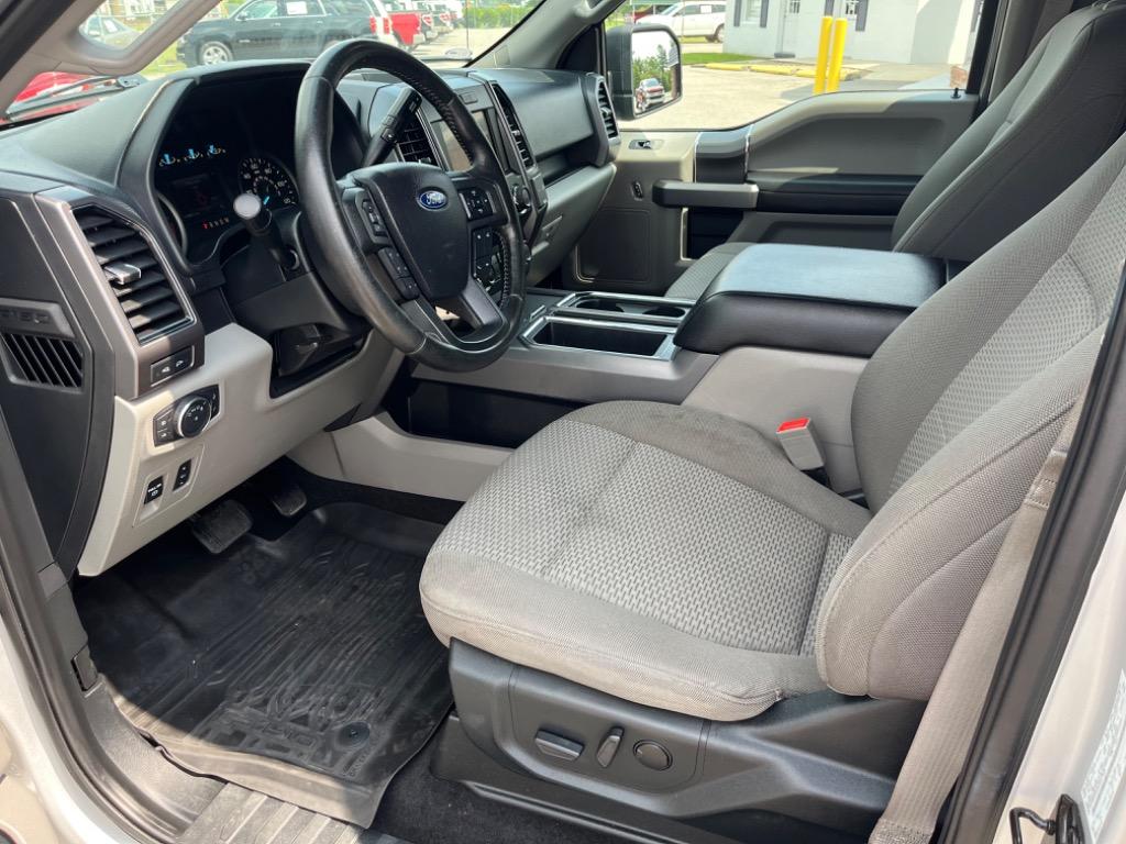 2019 Ford F-150 XLT photo 13