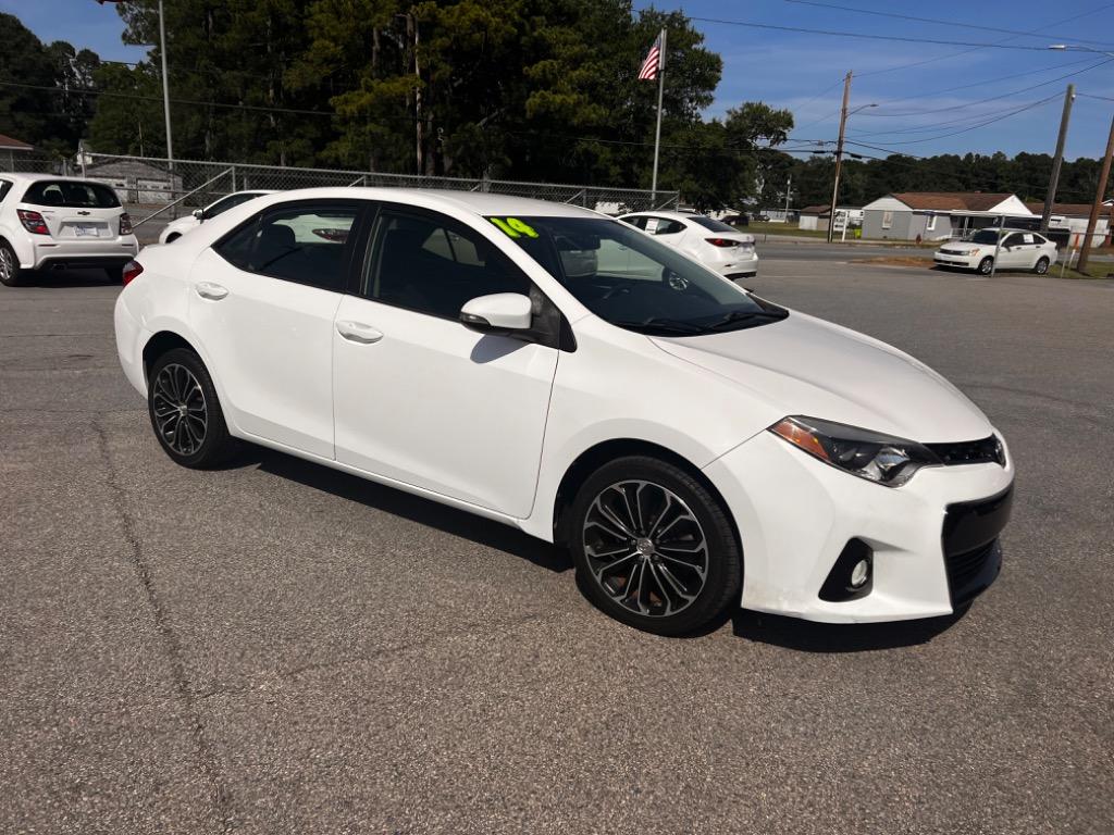 2014 Toyota Corolla S photo 6