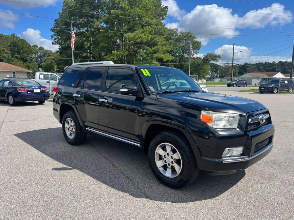 2011 Toyota 4Runner SR5 photo 5