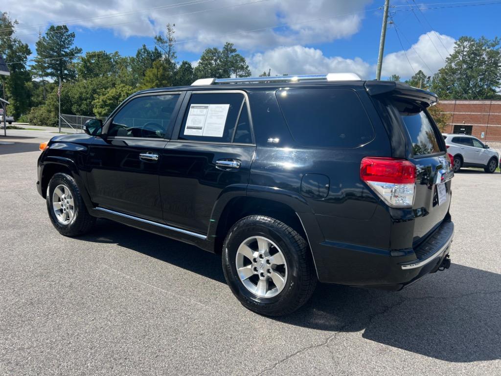 2011 Toyota 4Runner SR5 photo 3