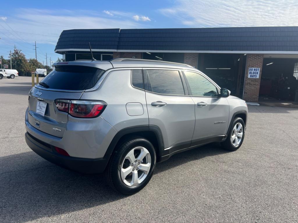 2018 Jeep Compass Latitude photo 6