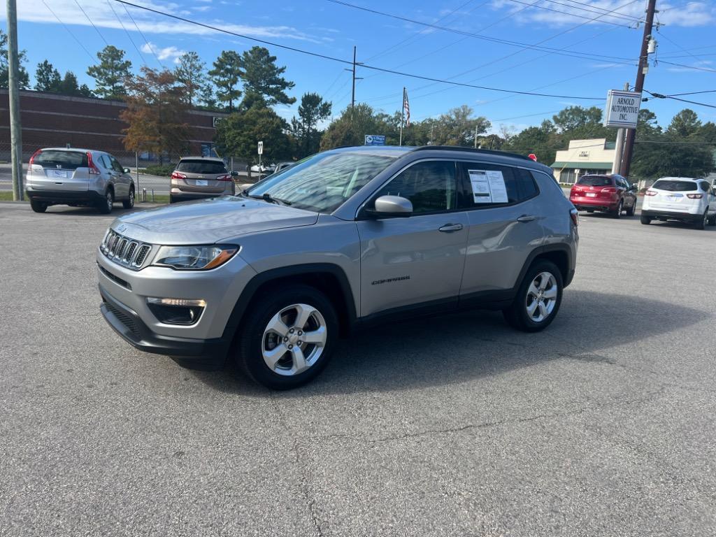 2018 Jeep Compass Latitude photo 3