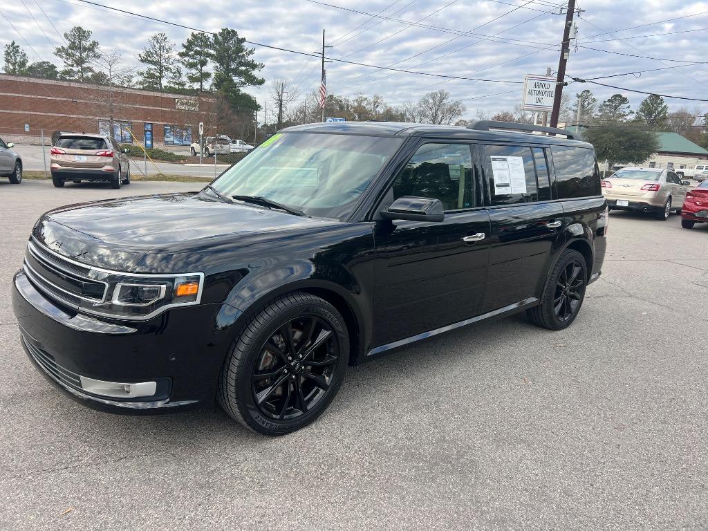 Ford Flex's photo