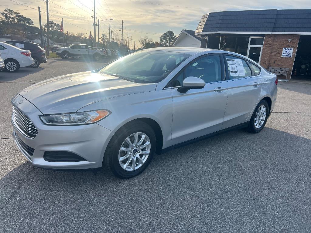 2016 Ford Fusion S