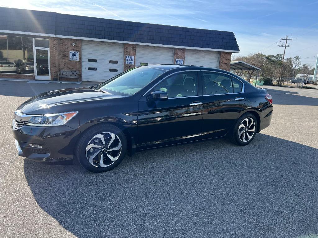 2016 Honda Accord EX-L's photo