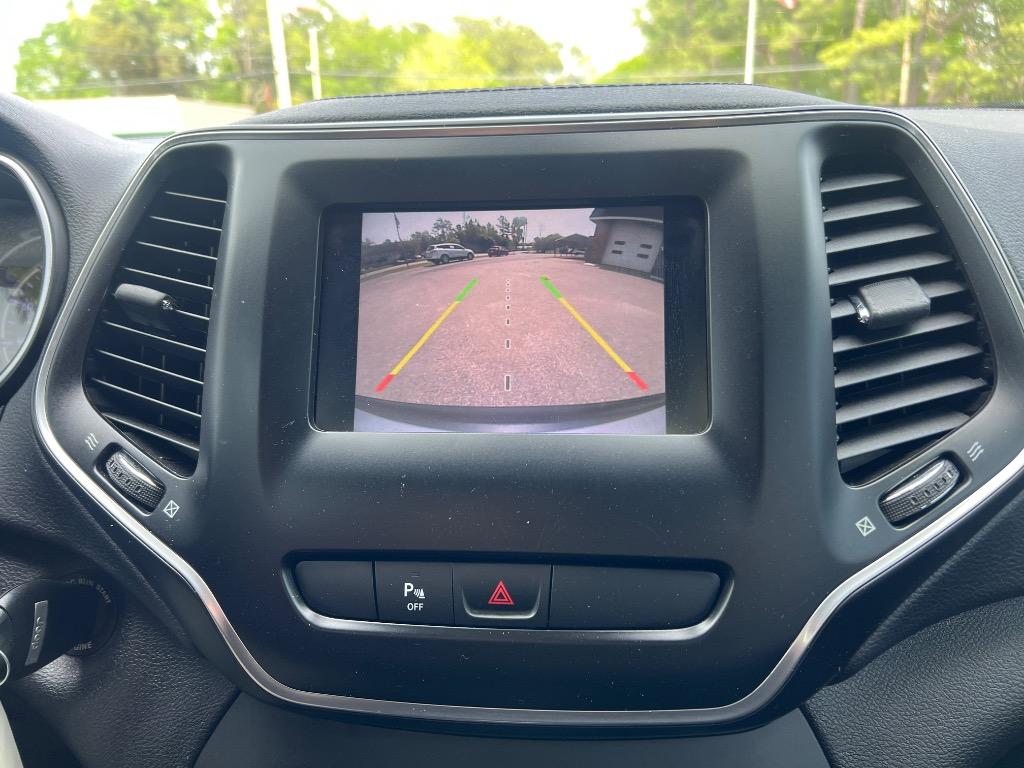 2020 Jeep Cherokee Latitude - Photo 17