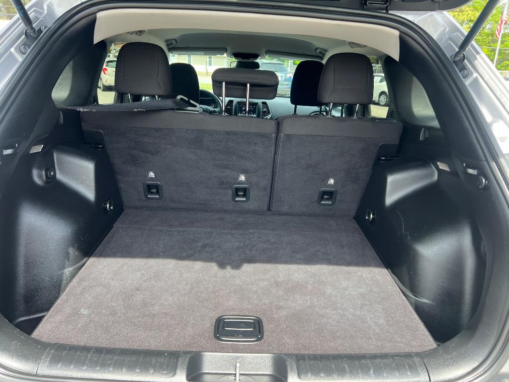 2020 Jeep Cherokee Latitude - Photo 12