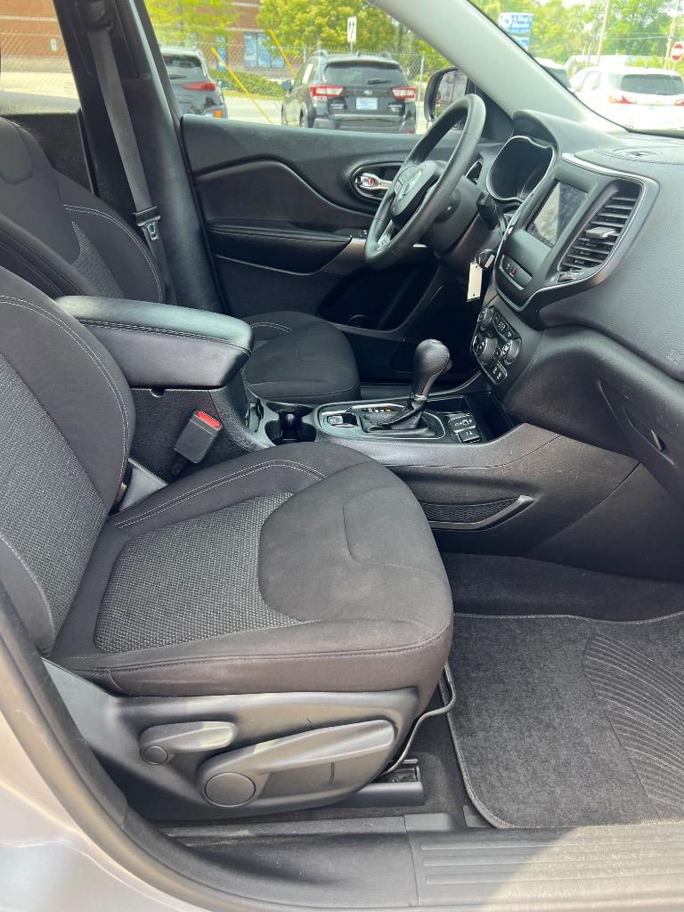 2020 Jeep Cherokee Latitude - Photo 14