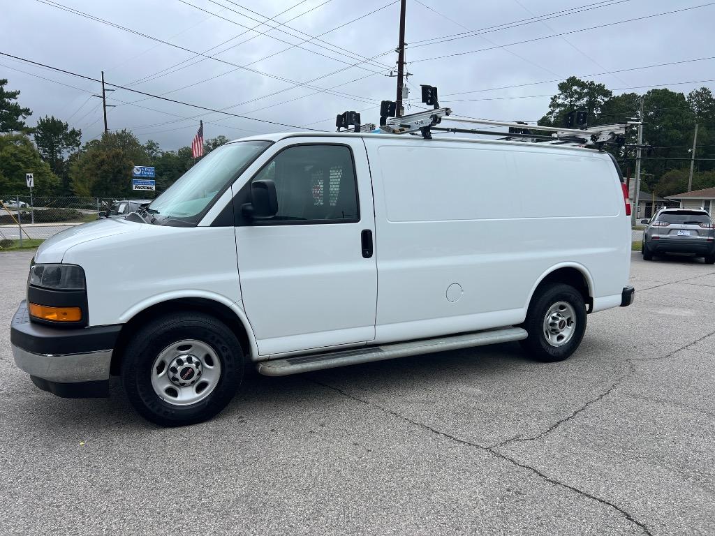 2018 GMC Savana Cargo
